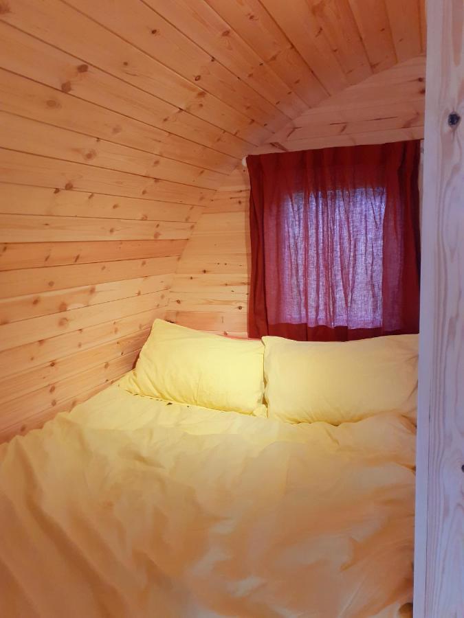 فندق The Sleepy Crofter Glamping - أكيلتيبوي المظهر الخارجي الصورة