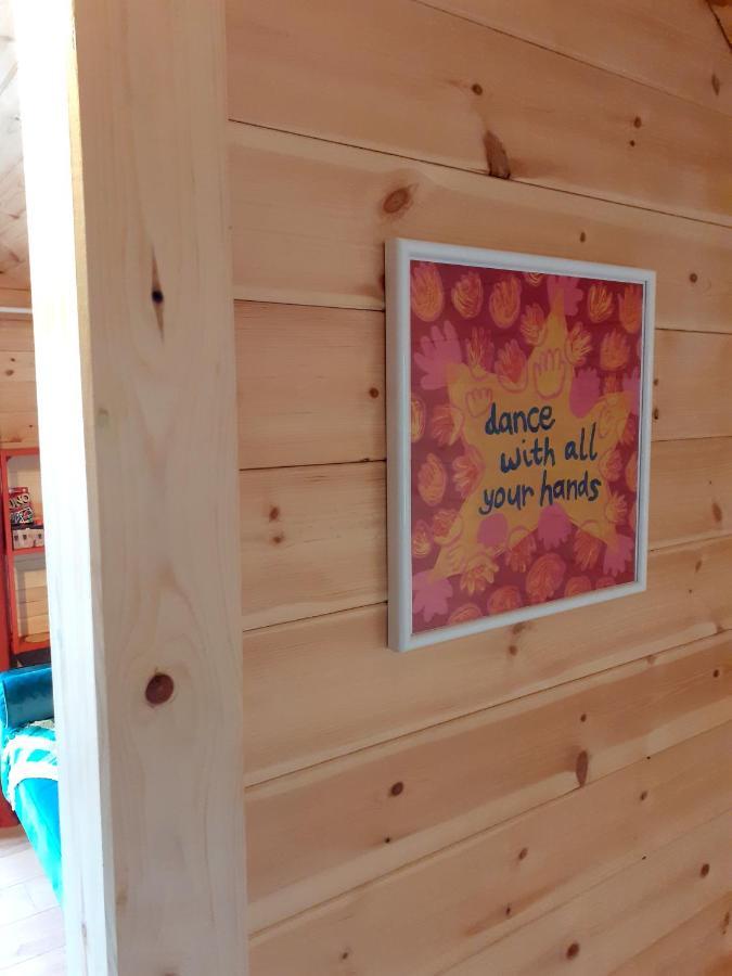 فندق The Sleepy Crofter Glamping - أكيلتيبوي المظهر الخارجي الصورة