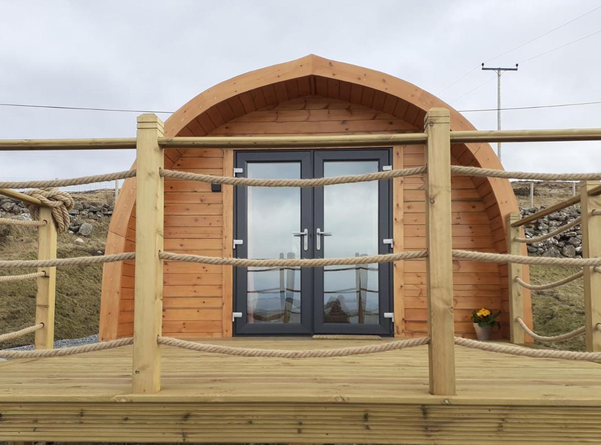 فندق The Sleepy Crofter Glamping - أكيلتيبوي المظهر الخارجي الصورة